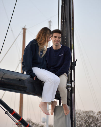 VINTAGE NAVY SWEATSHIRT